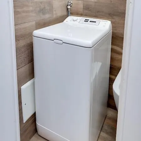 דירה Between The Roofs Of Old Town And The Sea מנטון