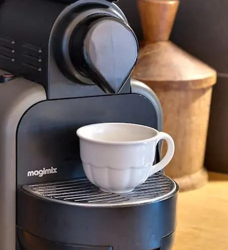 Between The Roofs Of Old Town And The Sea Apartmán