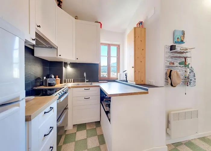 Apartamento Between The Roofs Of Old Town And The Sea Menton